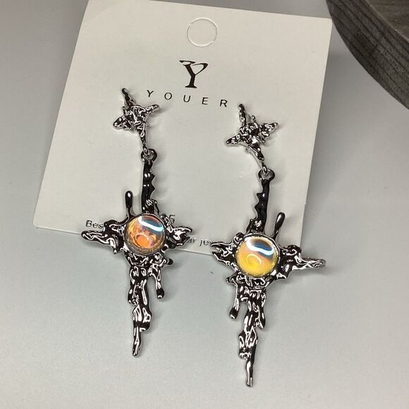 ⭐️SilverTone Cross Melting Moonstone Post back Earrrings. - Picture 5 of 16